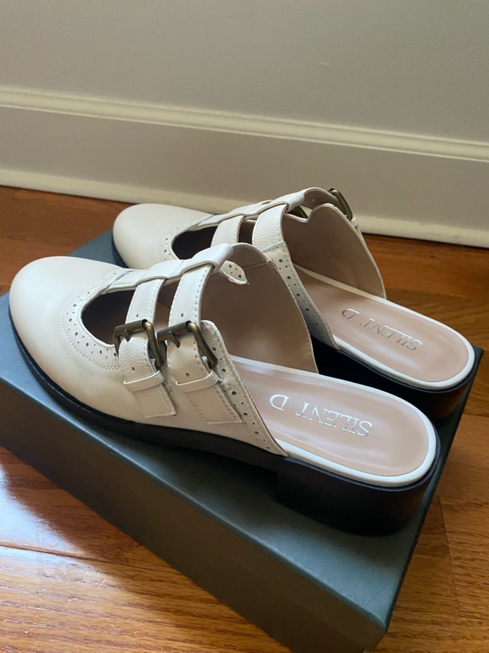 Silent D White Leather Dallas Mule Clogs